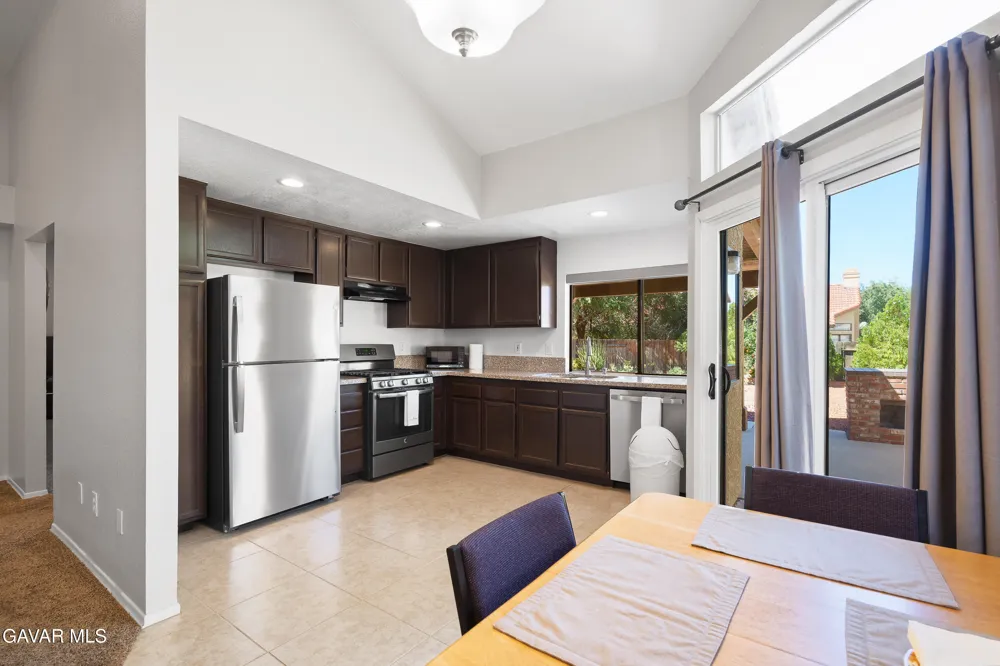 37519 Rose Street Palmdale, CA 93552