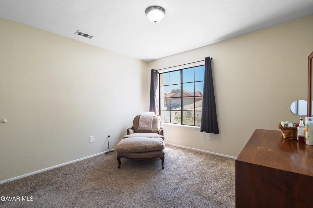 37519 Rose Street Palmdale, CA 93552