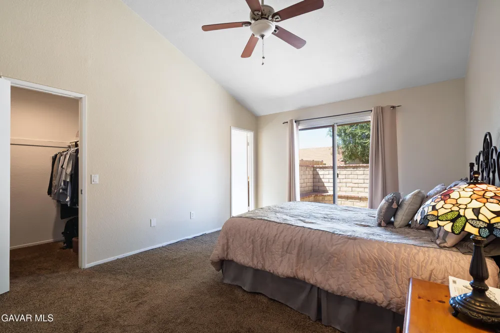 37519 Rose Street Palmdale, CA 93552