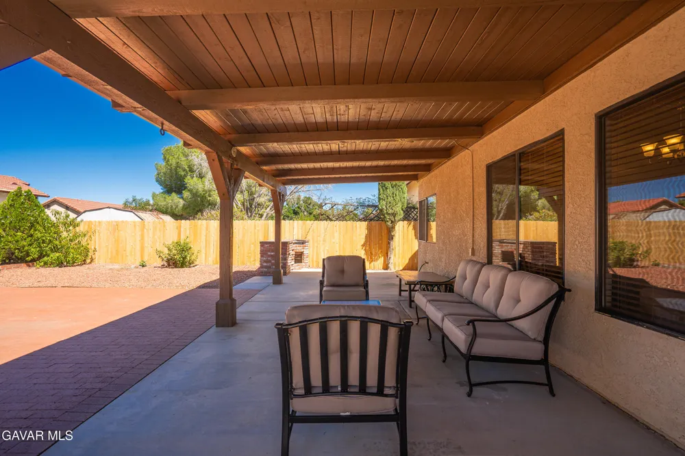 37519 Rose Street Palmdale, CA 93552
