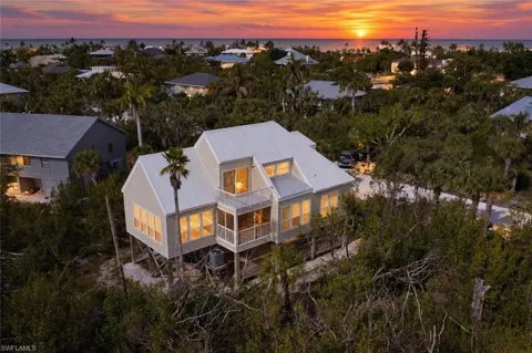 4452 Gulf Pines Drive