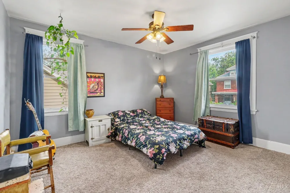 4049 St Williams Avenue Cincinnati, OH 45205