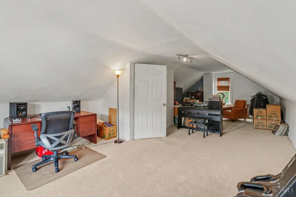 4049 St Williams Avenue Cincinnati, OH 45205