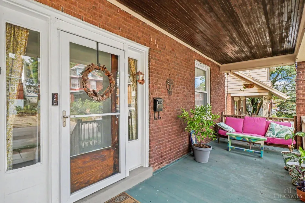 4049 St Williams Avenue Cincinnati, OH 45205
