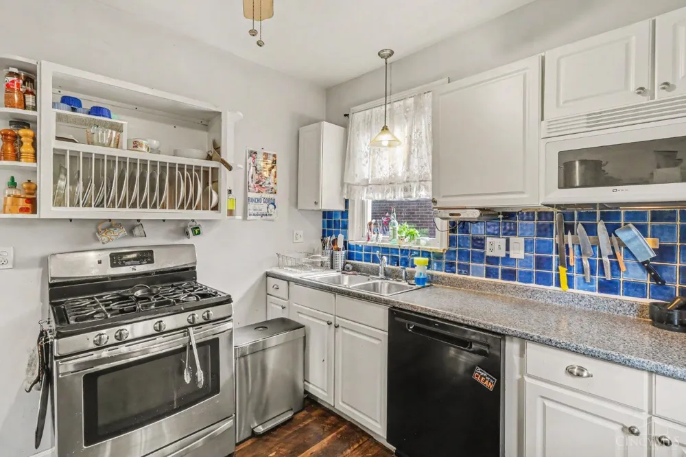 4049 St Williams Avenue Cincinnati, OH 45205