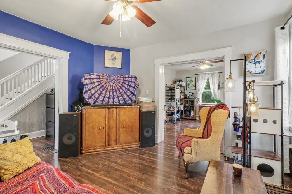 4049 St Williams Avenue Cincinnati, OH 45205