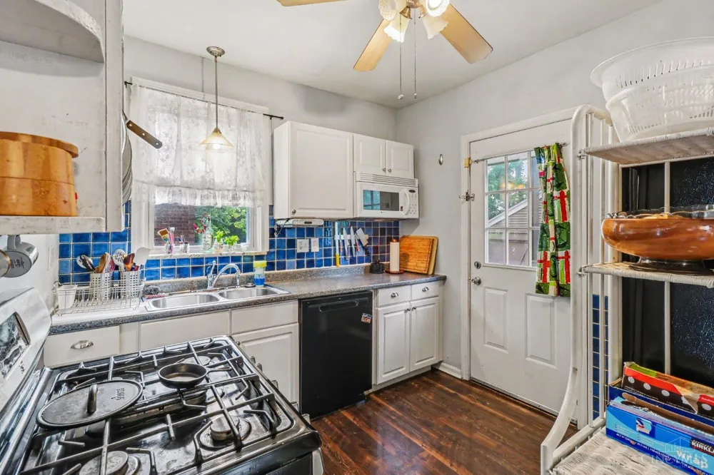 4049 St Williams Avenue Cincinnati, OH 45205