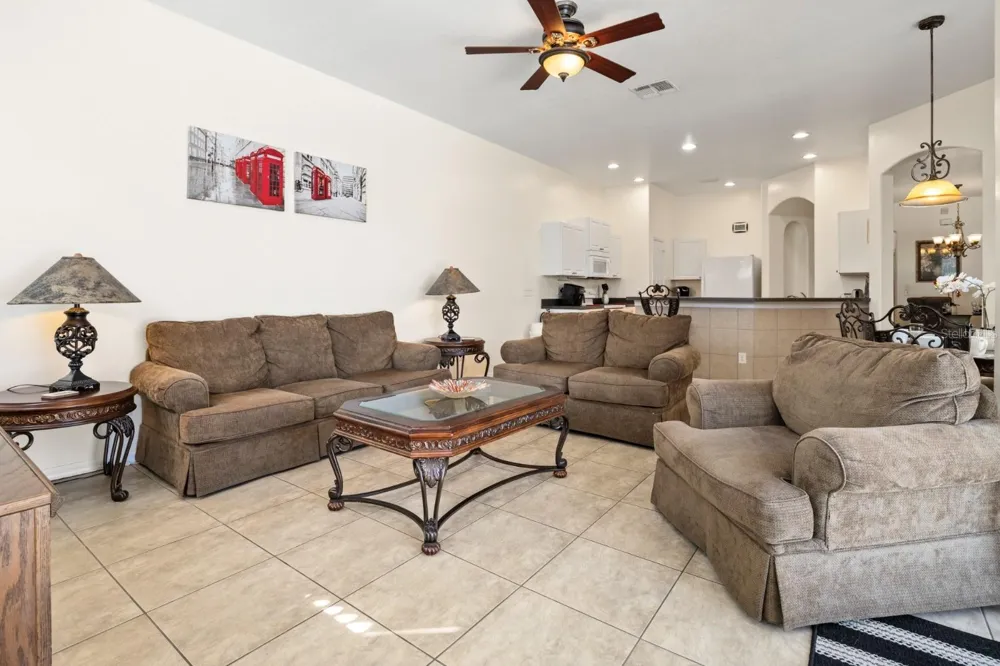 805 TUSCAN HILLS BOULEVARD Davenport, FL 33897