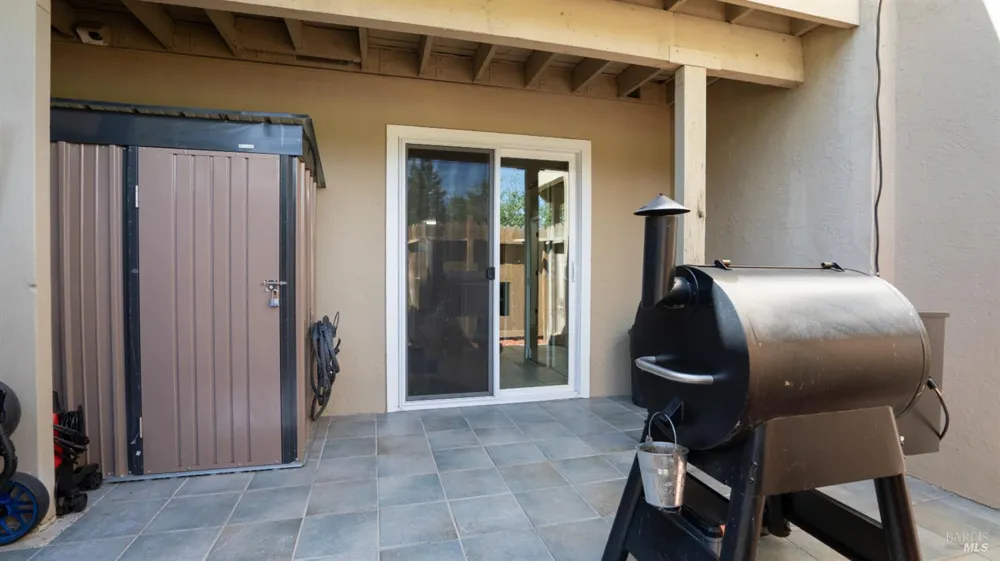 3026 Yulupa Avenue Santa Rosa, CA 95405