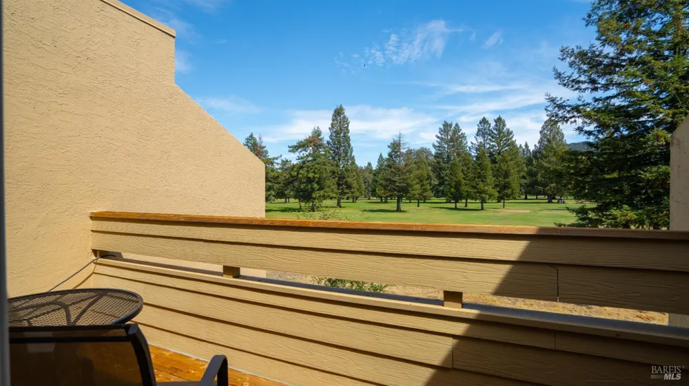 3026 Yulupa Avenue Santa Rosa, CA 95405