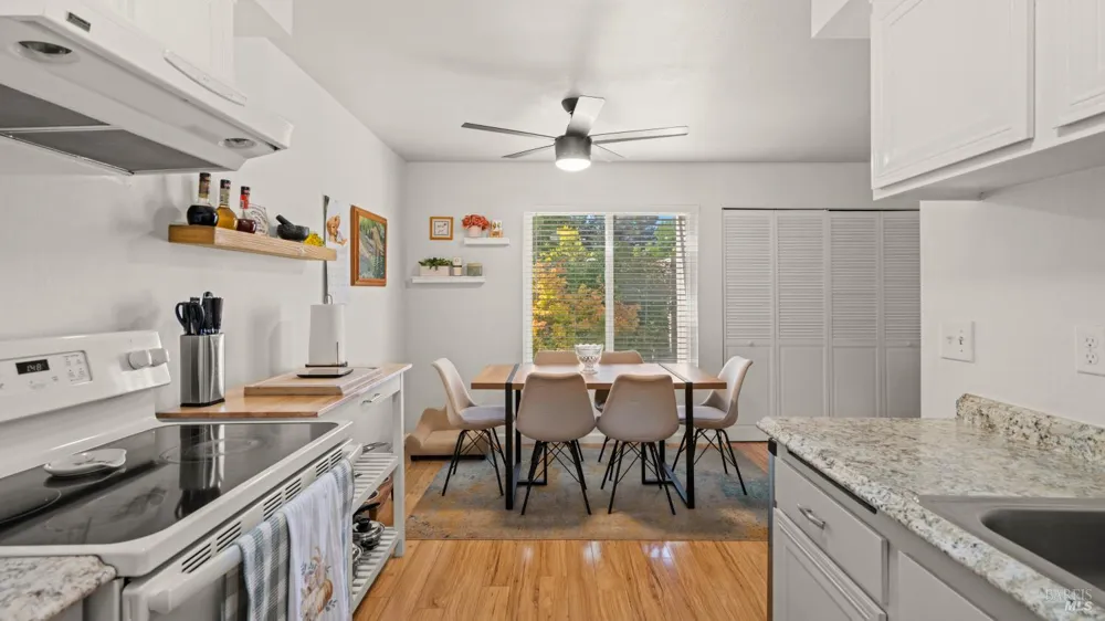 3026 Yulupa Avenue Santa Rosa, CA 95405