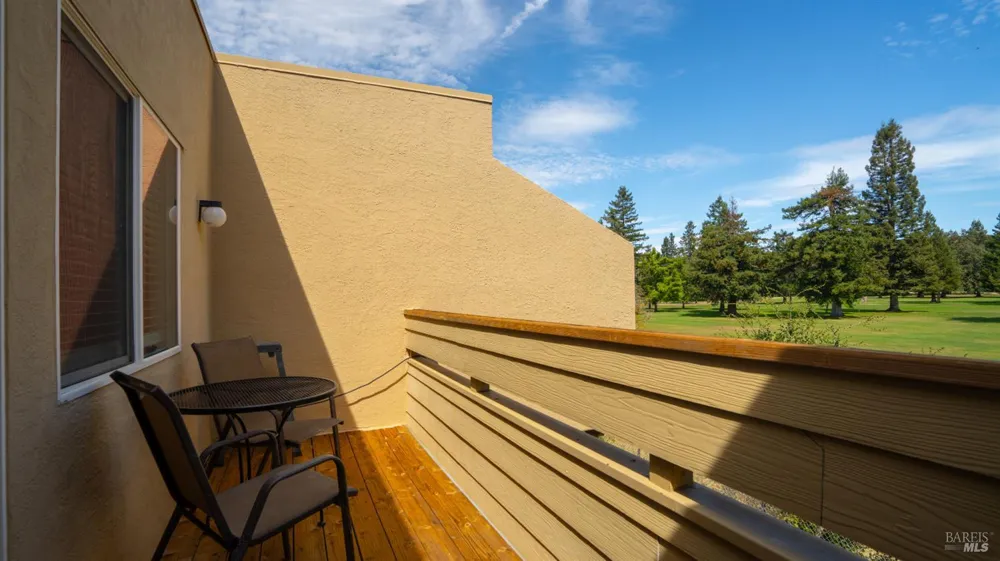3026 Yulupa Avenue Santa Rosa, CA 95405