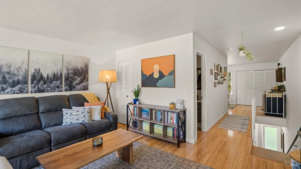 3026 Yulupa Avenue Santa Rosa, CA 95405