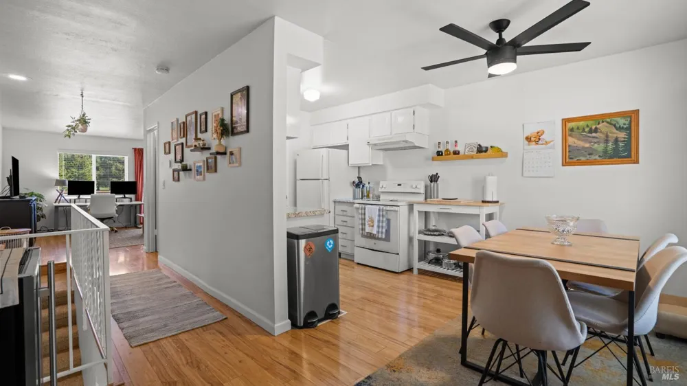 3026 Yulupa Avenue Santa Rosa, CA 95405