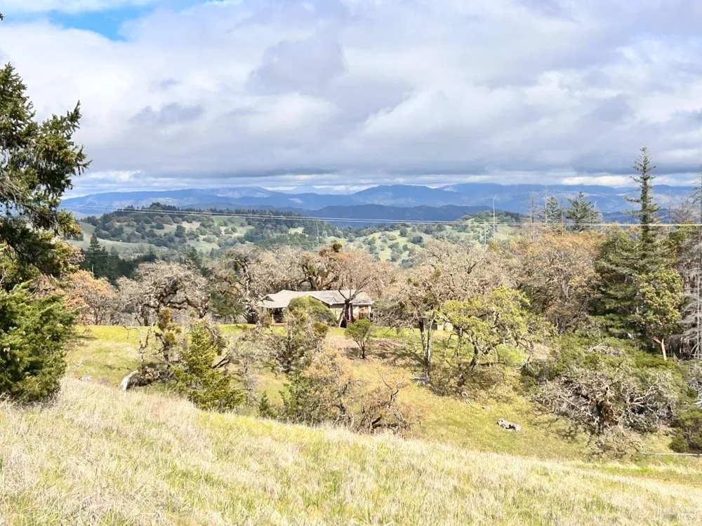 8401 Brandywine Drive Ukiah, CA 95482
