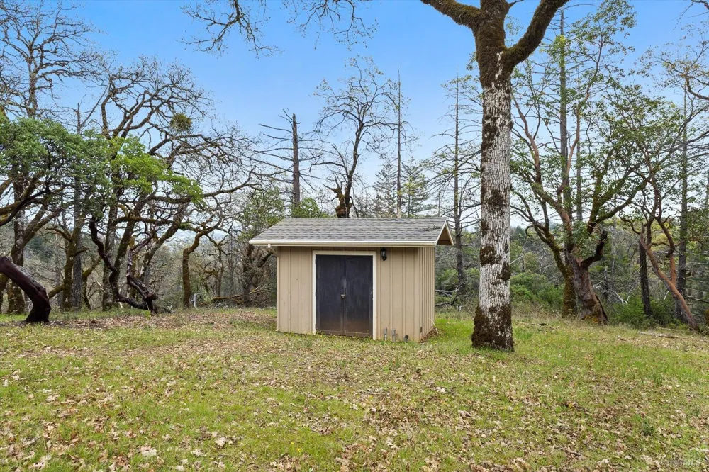 8401 Brandywine Drive Ukiah, CA 95482