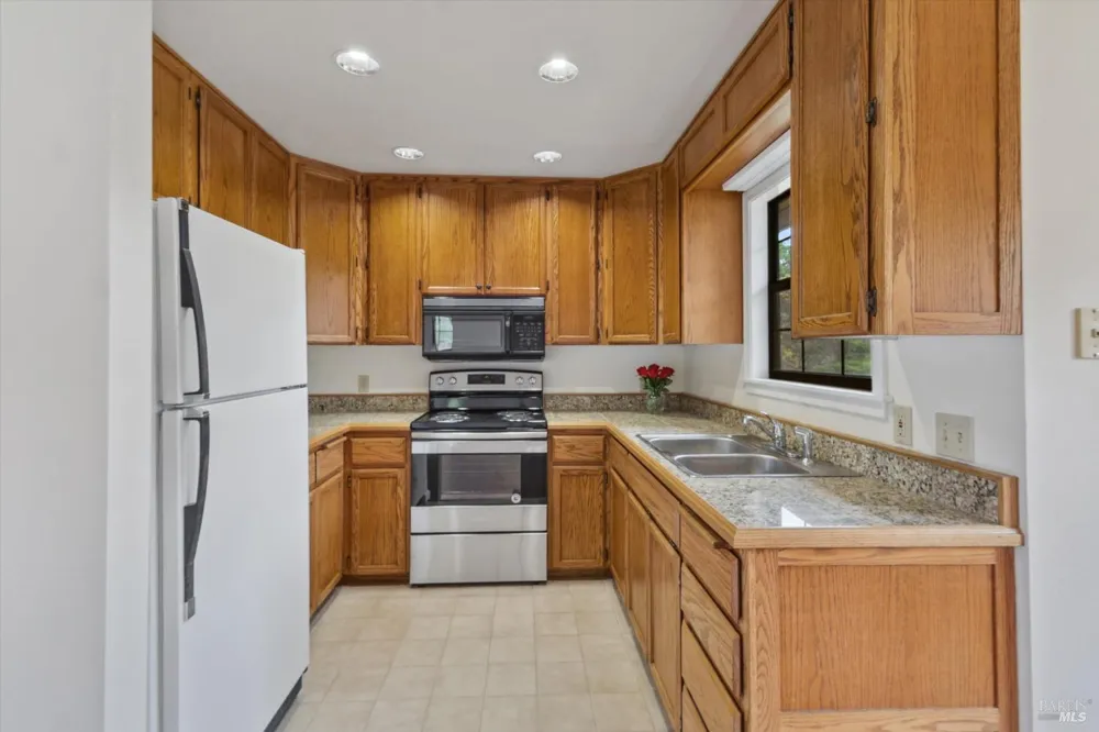 8401 Brandywine Drive Ukiah, CA 95482