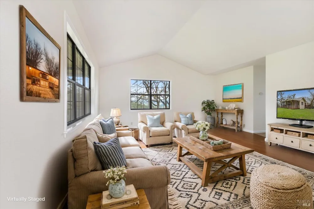 8401 Brandywine Drive Ukiah, CA 95482