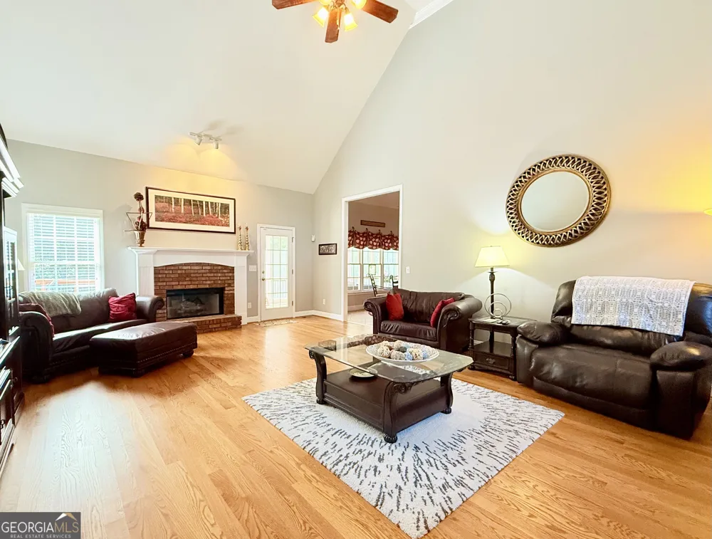 2653 White Rock DR Buford, GA 30519