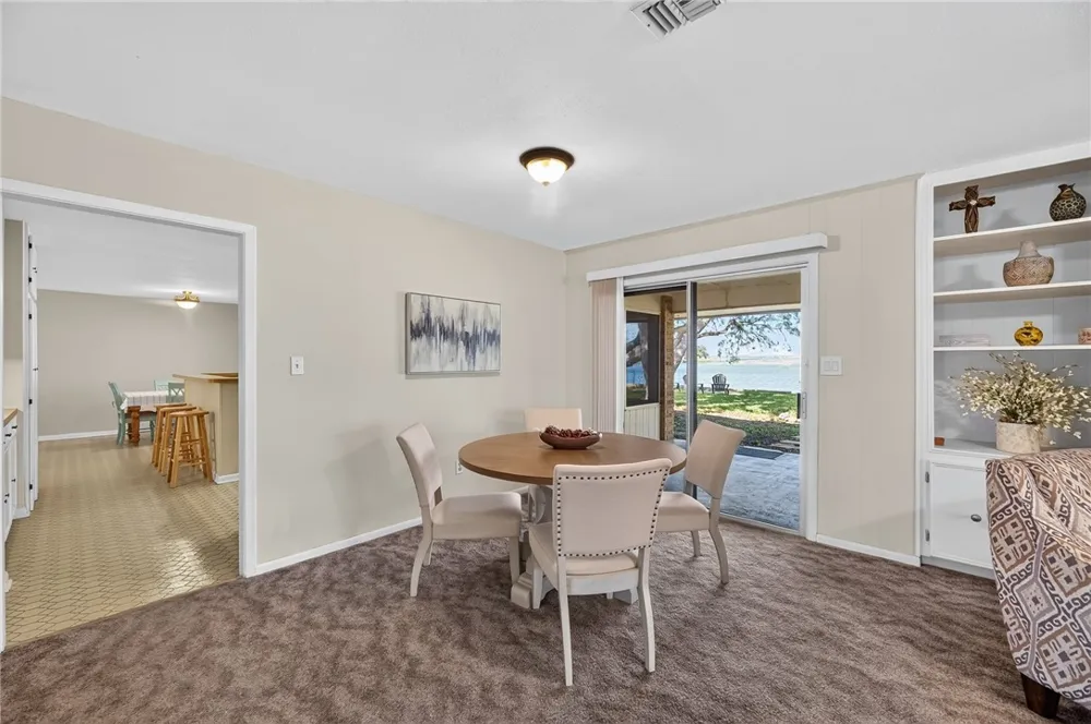 152 Zenna Drive Mathis, TX 78368
