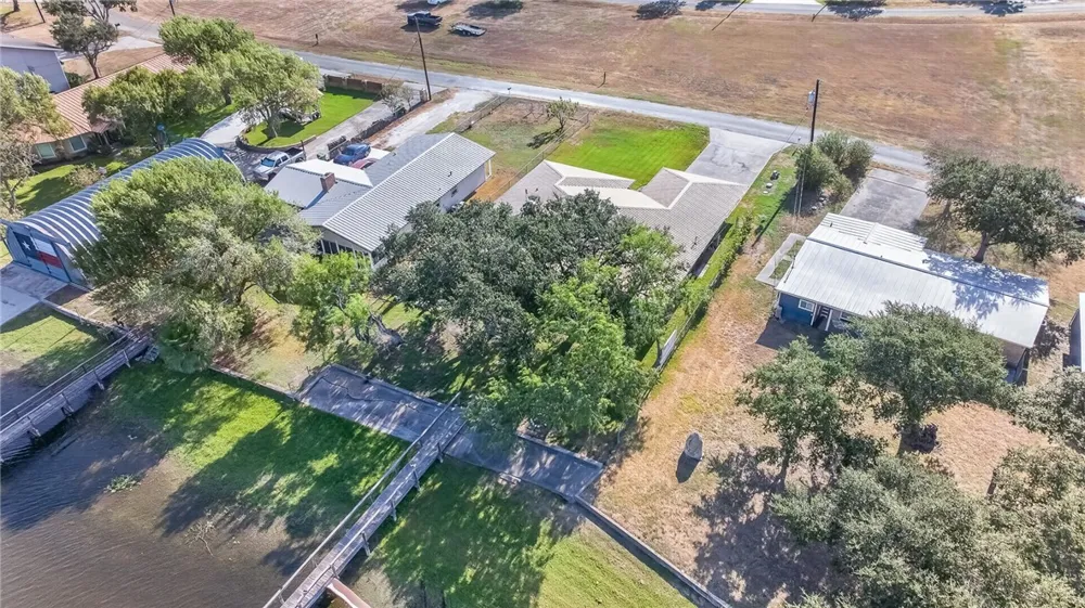 152 Zenna Drive Mathis, TX 78368