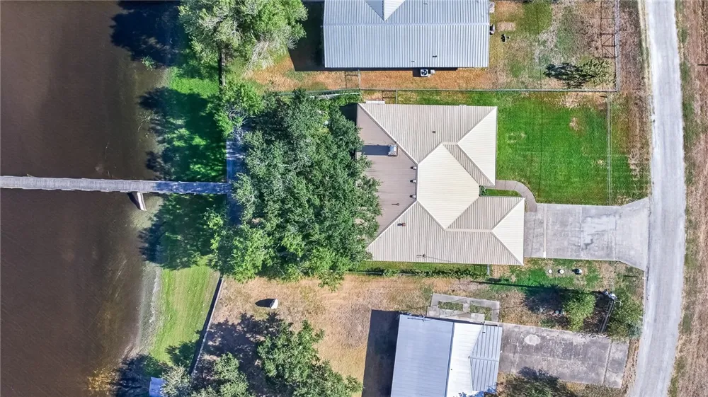 152 Zenna Drive Mathis, TX 78368