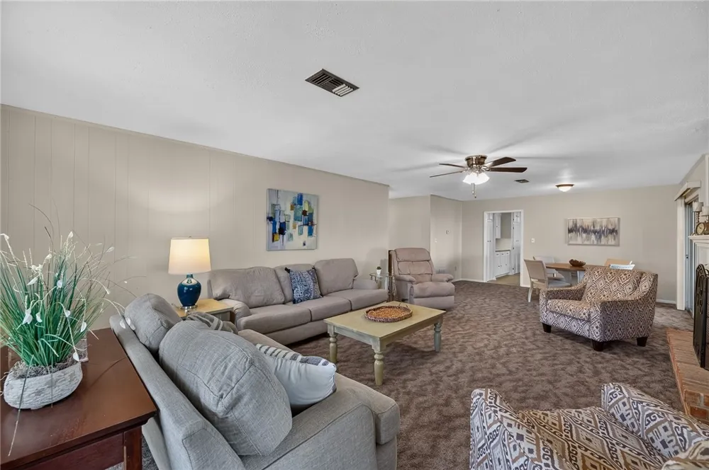 152 Zenna Drive Mathis, TX 78368