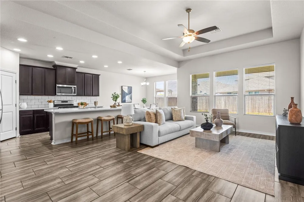 8142 Luz De Luna Street Corpus Christi, TX 78414