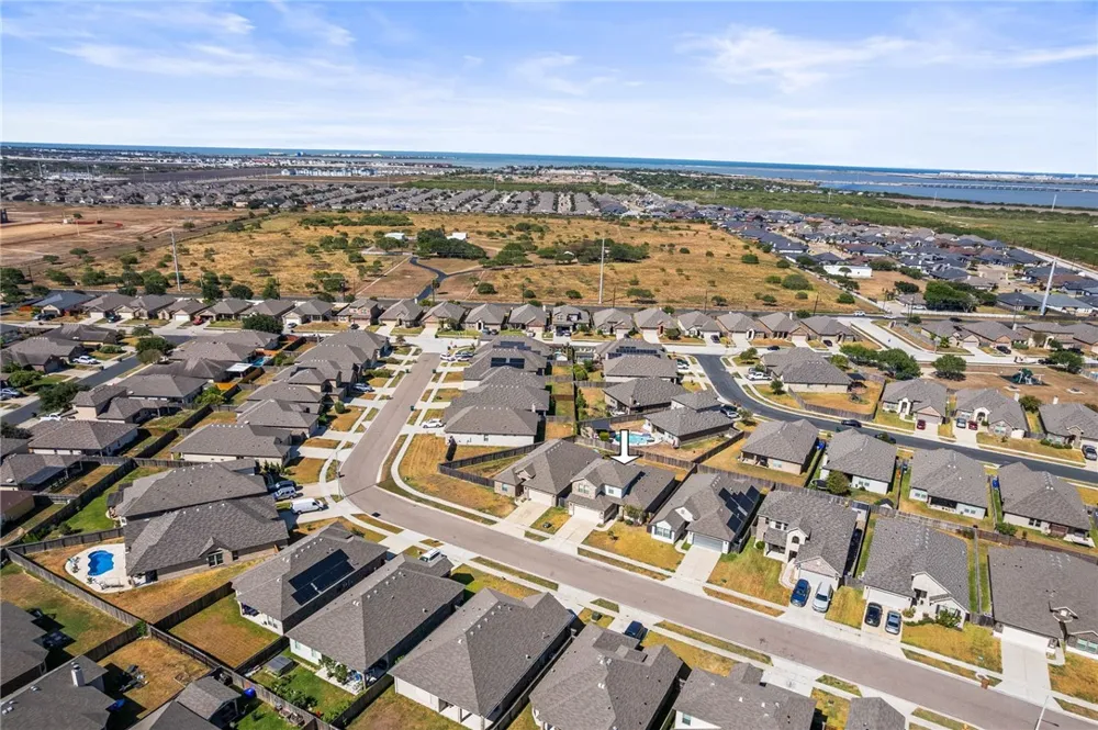 8142 Luz De Luna Street Corpus Christi, TX 78414
