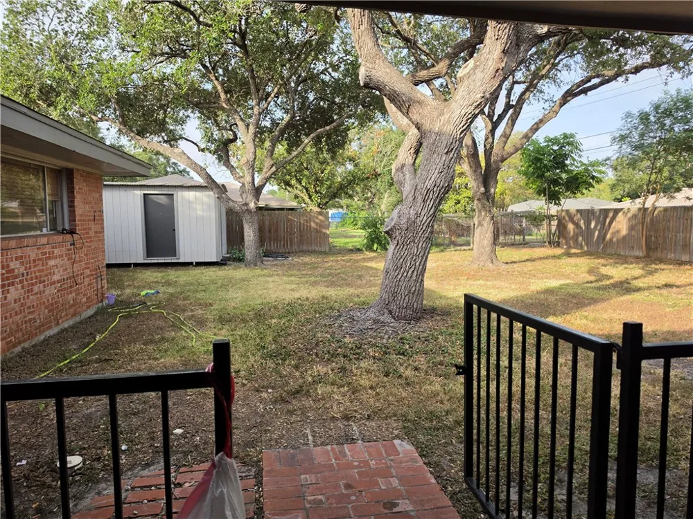 749 San Patricio Avenue Taft, TX 78390