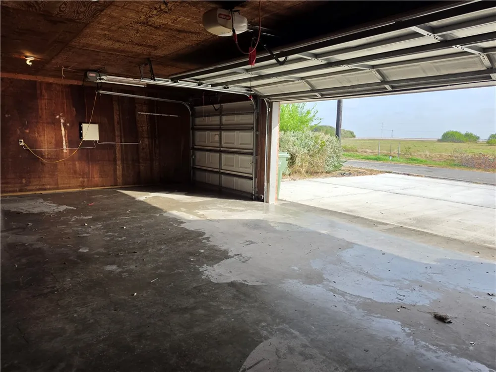 749 San Patricio Avenue Taft, TX 78390