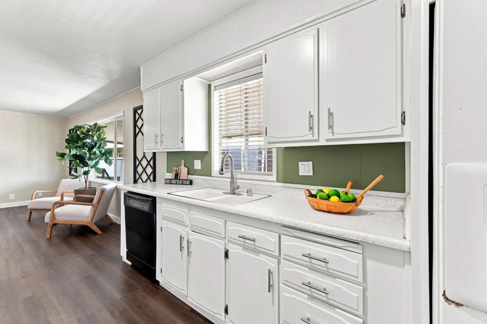 221 W Herndon Avenue #9 Pinedale, CA 93650