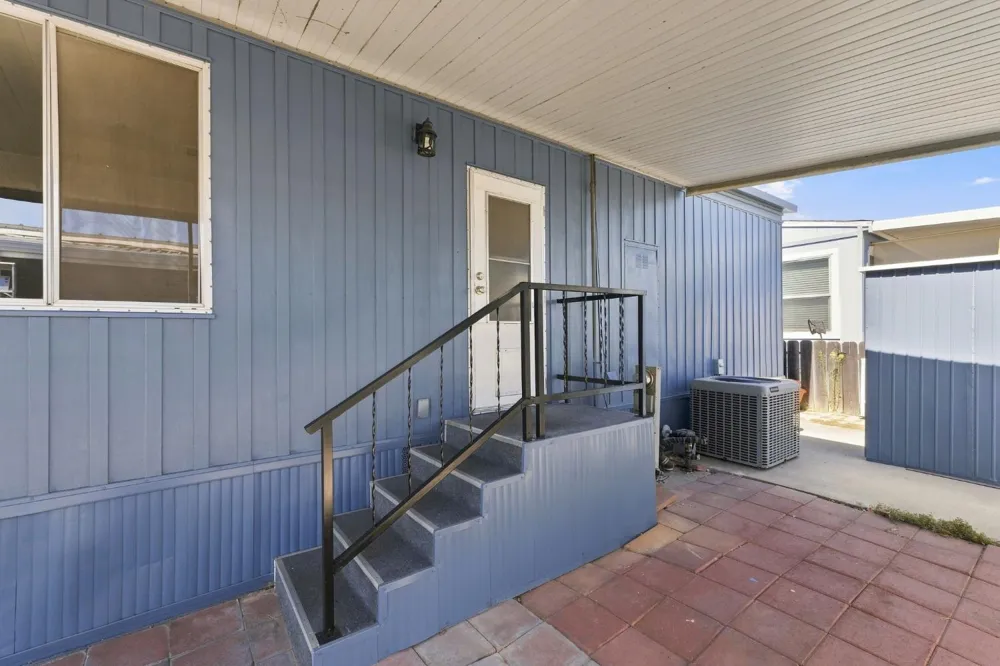 221 W Herndon Avenue #9 Pinedale, CA 93650