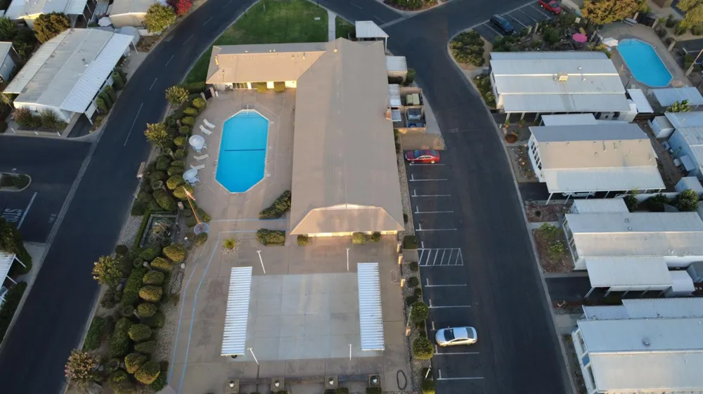 221 W Herndon Avenue #9 Pinedale, CA 93650