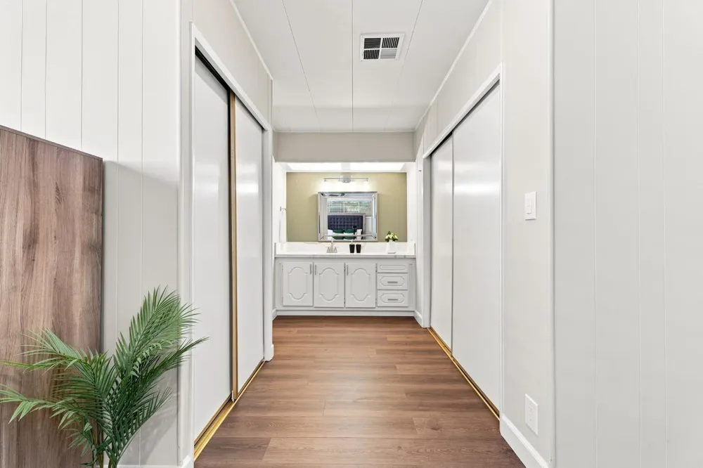 221 W Herndon Avenue #9 Pinedale, CA 93650