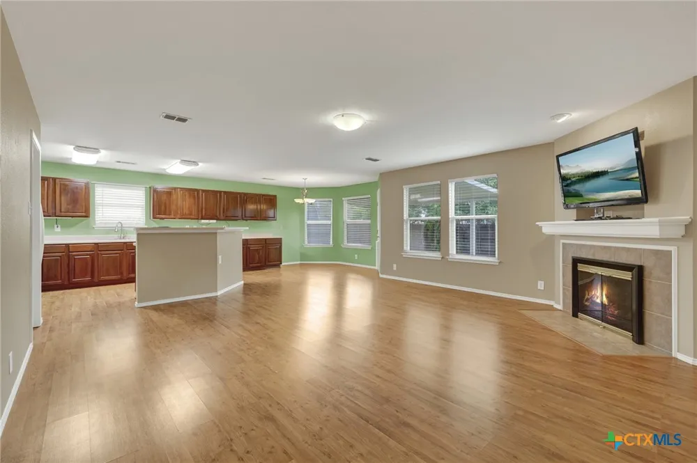 204 Falcon Ridge Drive New Braunfels, TX 78130