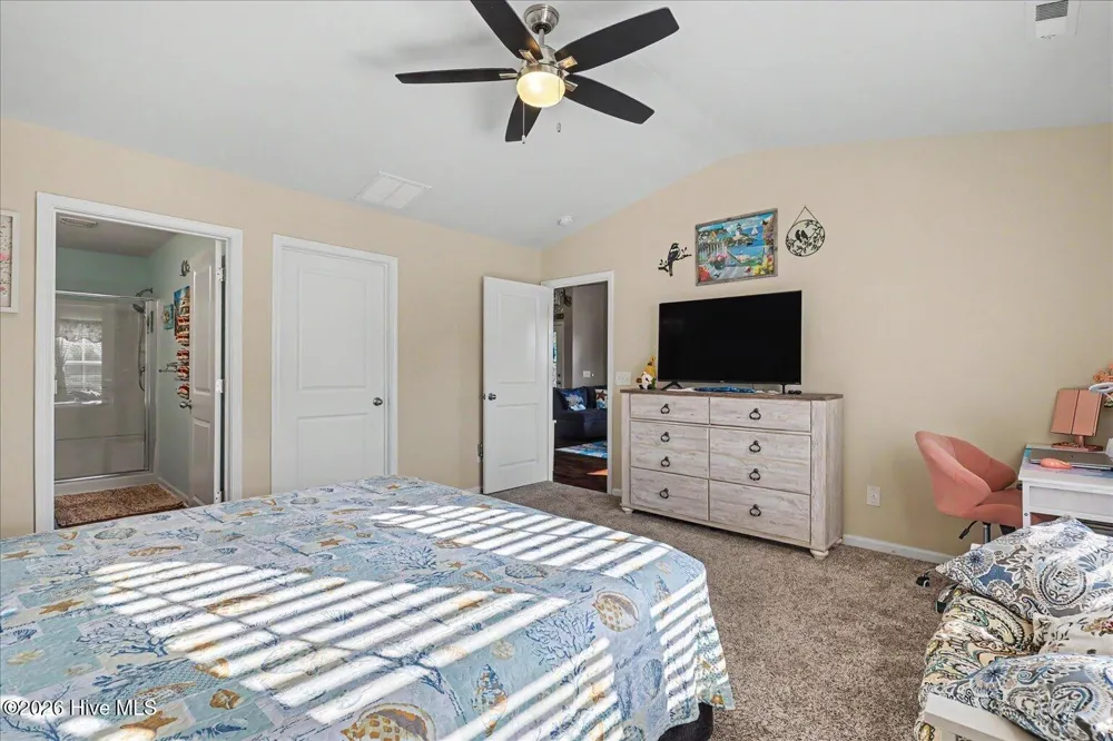 1092 Chadsey Lake Drive Calabash, NC 28467