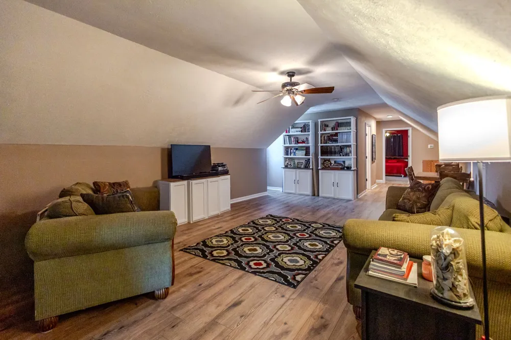 110 Rabbit Run Bell Buckle, TN 37020