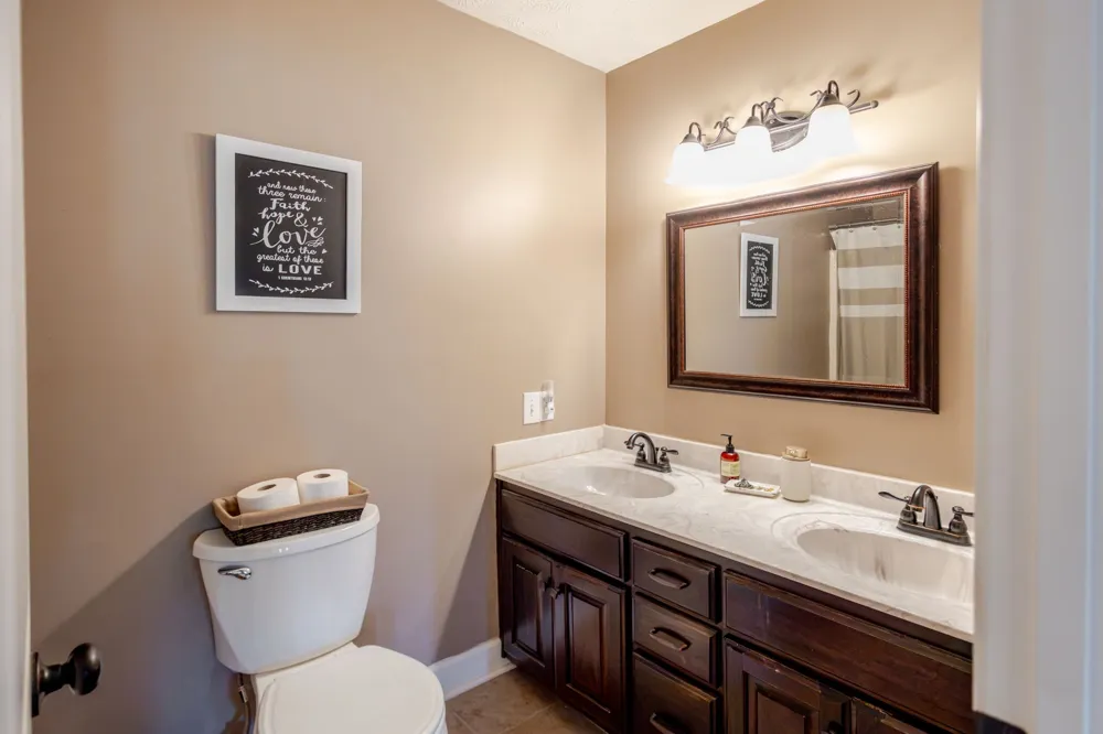 110 Rabbit Run Bell Buckle, TN 37020