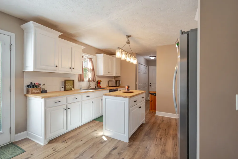 110 Rabbit Run Bell Buckle, TN 37020