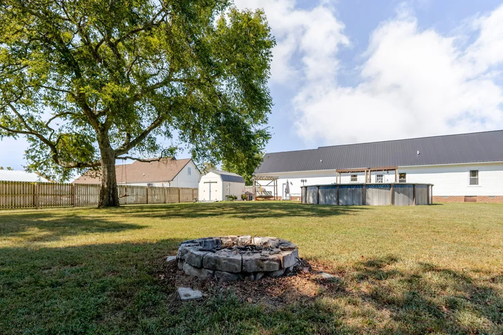 110 Rabbit Run Bell Buckle, TN 37020