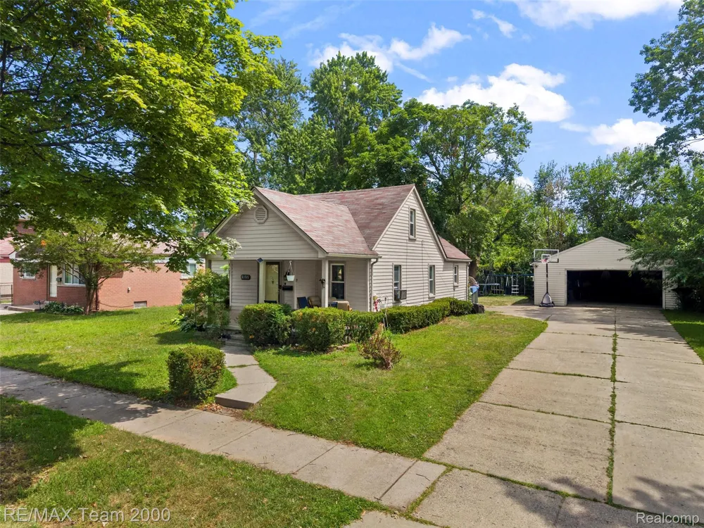 6196 Gulley Road Dearborn Heights City, MI 48127