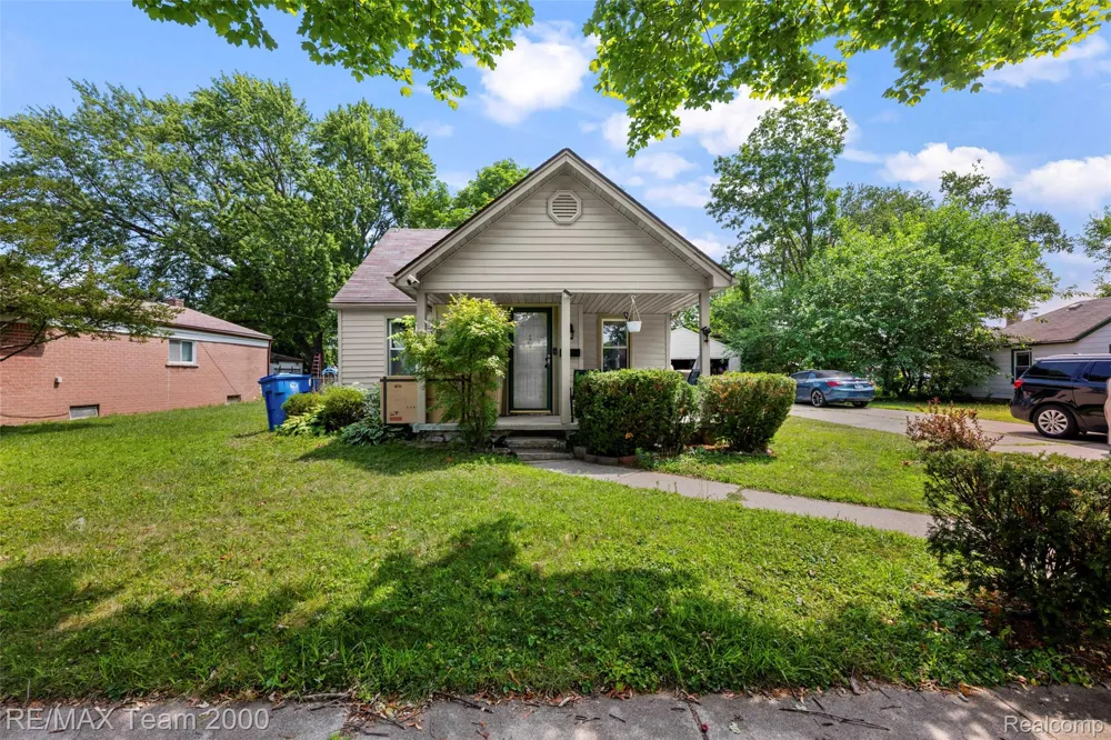 6196 Gulley Road Dearborn Heights City, MI 48127
