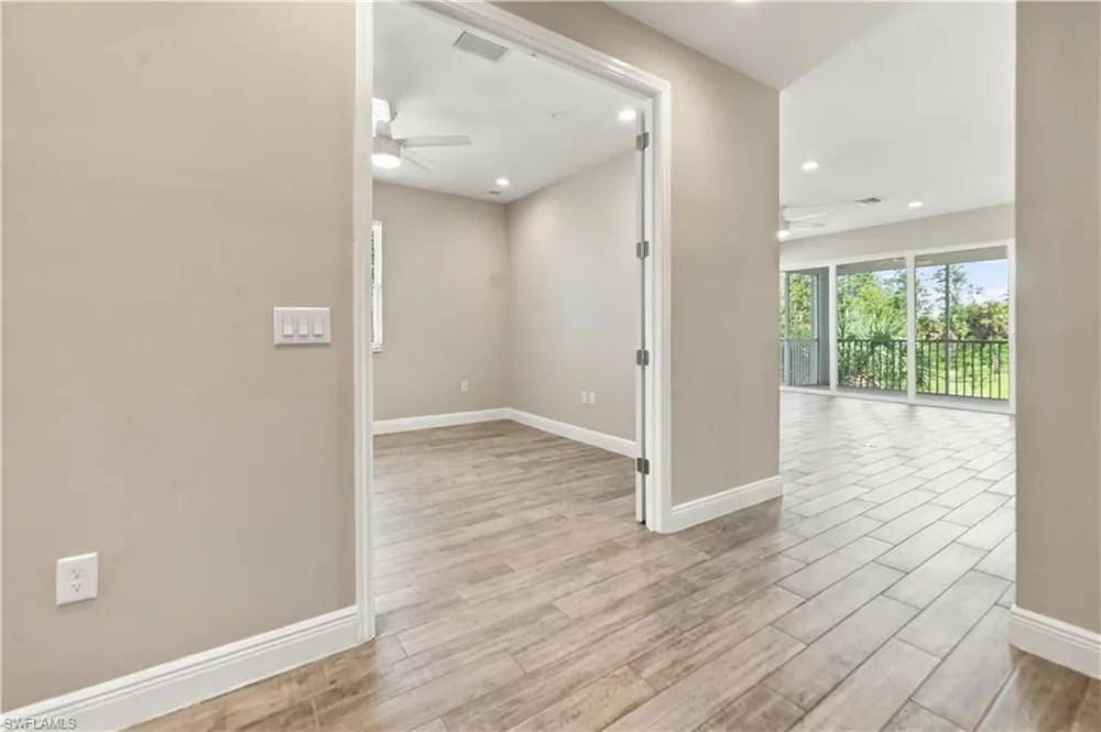 2626 Seychelles Circle #1405 Naples, FL 34112