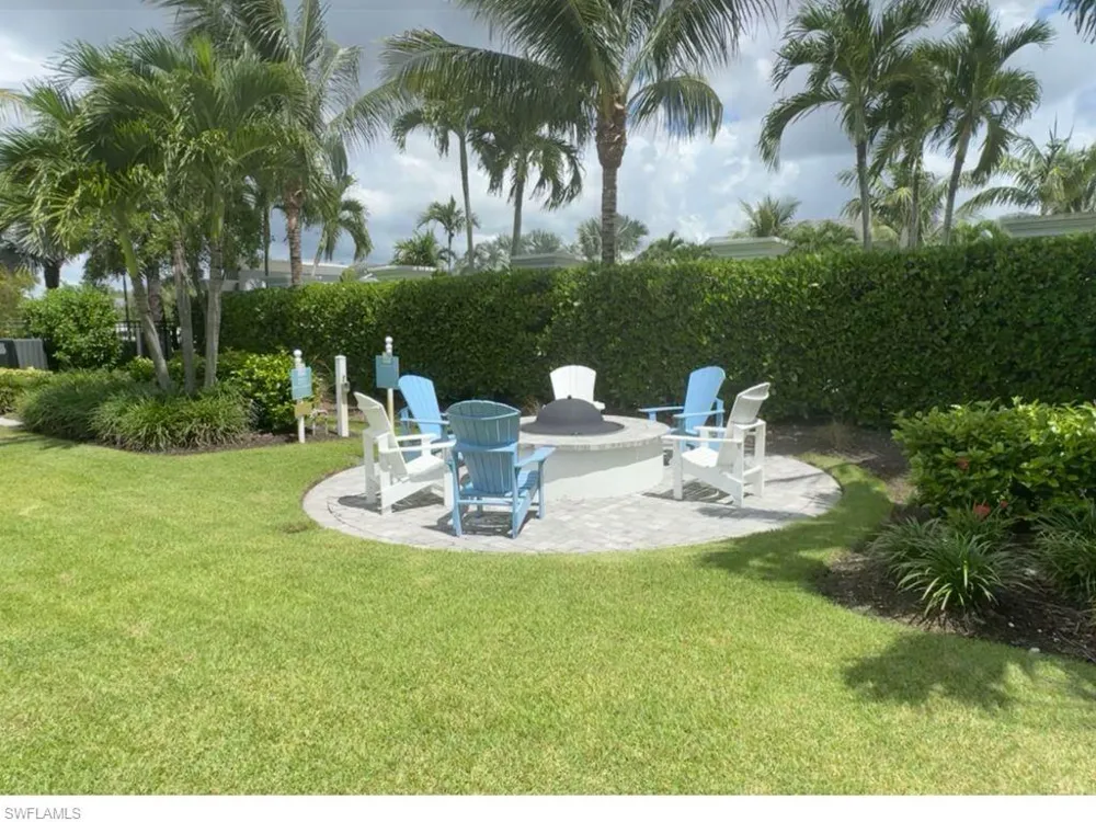 2626 Seychelles Circle #1405 Naples, FL 34112