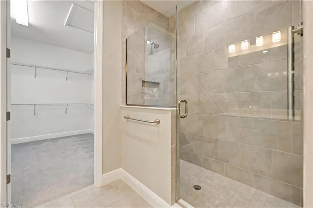 2626 Seychelles Circle #1405 Naples, FL 34112