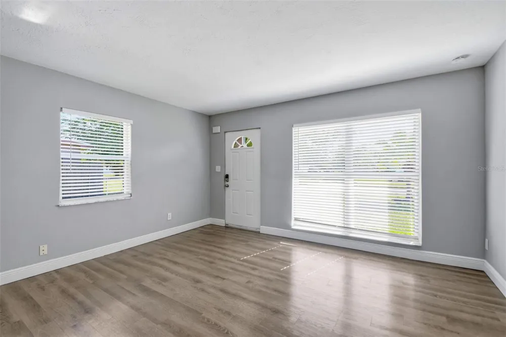 4359 NEPTUNE DRIVE SE St Petersburg, FL 33705
