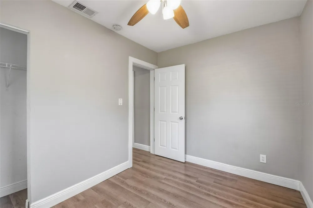 4359 NEPTUNE DRIVE SE St Petersburg, FL 33705