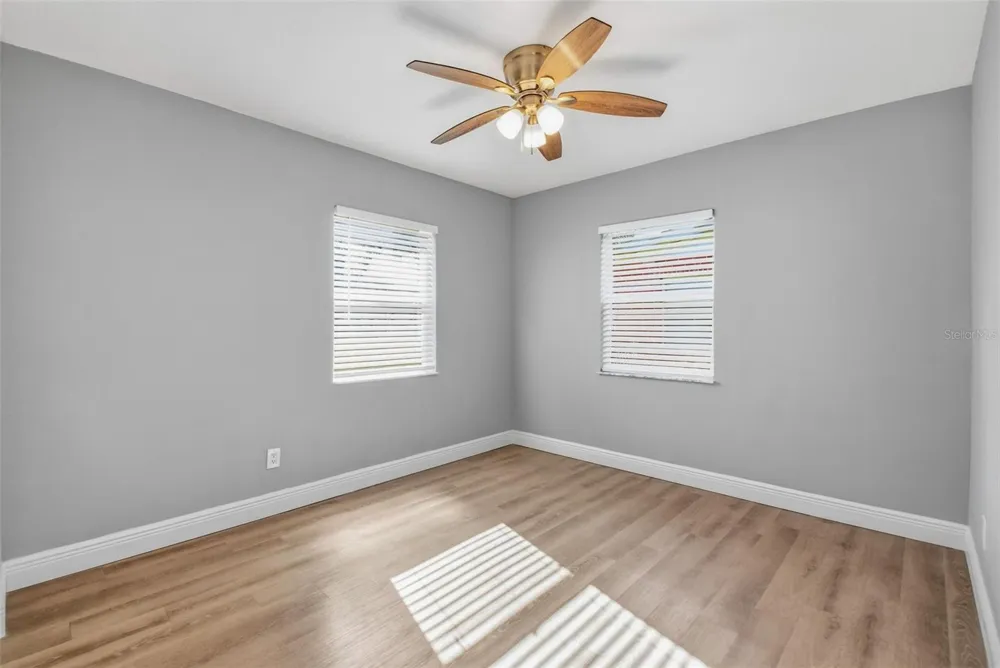 4359 NEPTUNE DRIVE SE St Petersburg, FL 33705