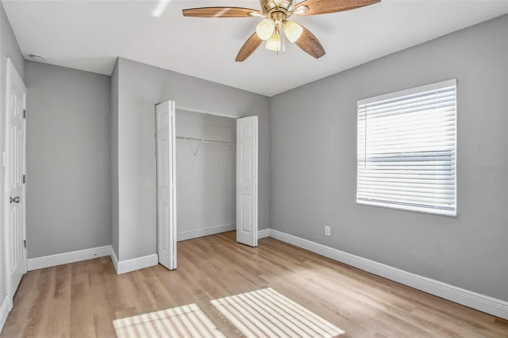 4359 NEPTUNE DRIVE SE St Petersburg, FL 33705
